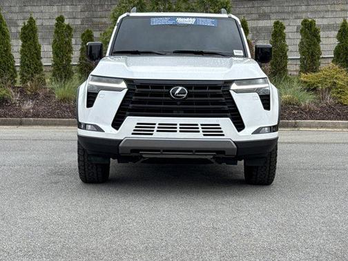 Eminent White Pearl 2024 Lexus GX 550 Overtrail