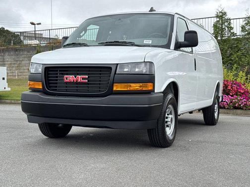 2025 GMC Savana 2500 Work Van