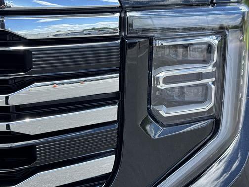 Onyx Black 2026 GMC Sierra 1500 SLT