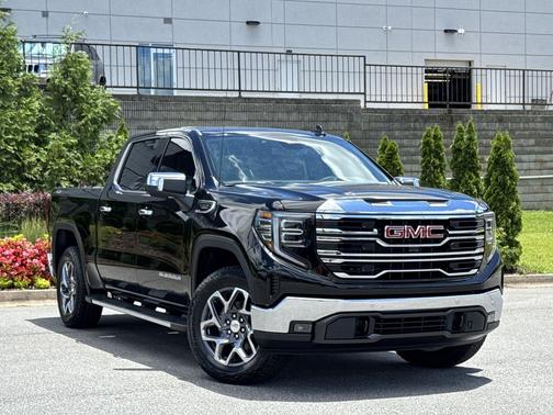 Onyx Black 2026 GMC Sierra 1500 SLT