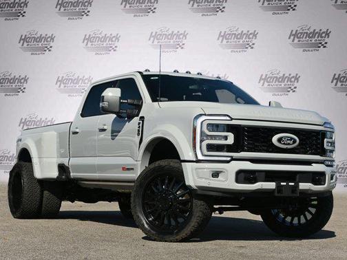 AVALANCHE 2026 Ford F-450 Platinum