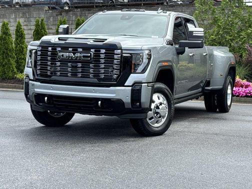 2025 GMC Sierra 3500 Denali