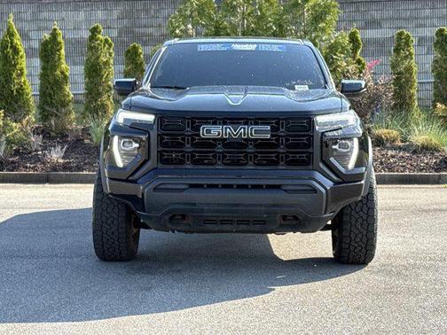 Onyx Black 2024 GMC Canyon Elevation