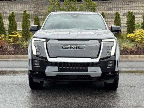 2024 GMC Sierra EV Denali Edition 1