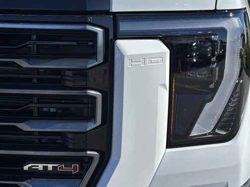 2026 GMC Sierra 2500 AT4