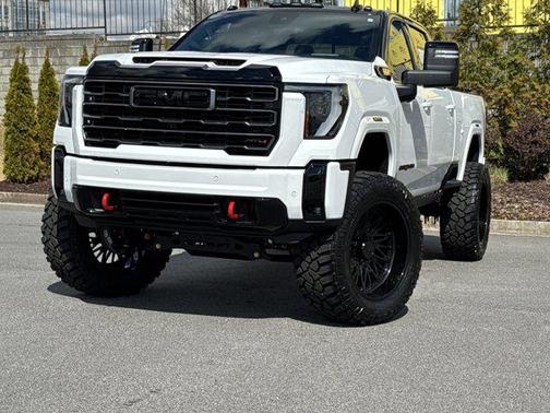 2026 GMC Sierra 2500 AT4