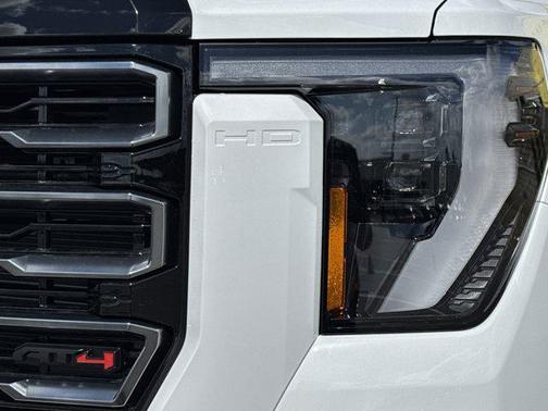 2026 GMC Sierra 2500 AT4