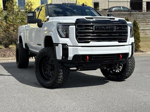 2026 GMC Sierra 2500 AT4