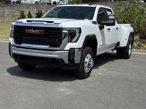 2025 GMC Sierra 3500 Base