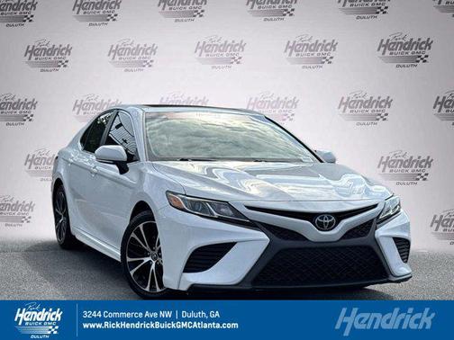 2018 Toyota Camry SE
