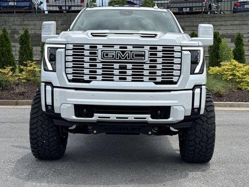 2025 GMC Sierra 2500 Denali