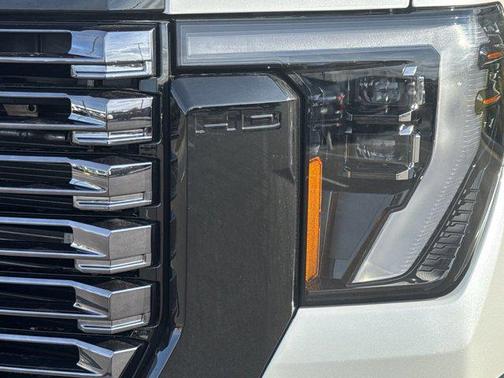 2025 GMC Sierra 2500 Denali Ultimate