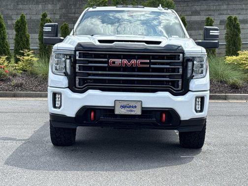 2022 GMC Sierra 2500 AT4