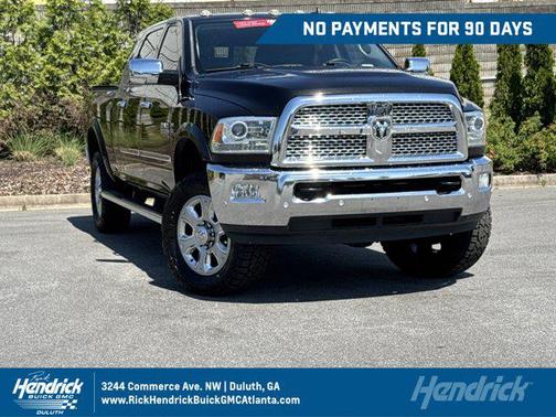 Brilliant Black Crystal Pearlcoat 2016 RAM 2500 Laramie