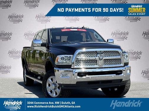 Brilliant Black Crystal Pearlcoat 2016 RAM 2500 Laramie