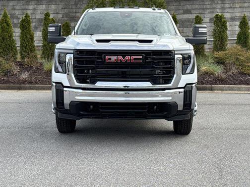 2026 GMC Sierra 3500 Base