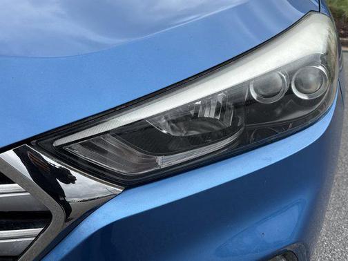 Caribbean Blue 2018 Hyundai TUCSON Limited