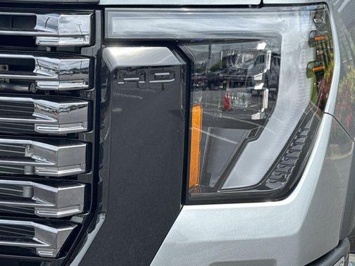 2025 GMC Sierra 3500 Denali