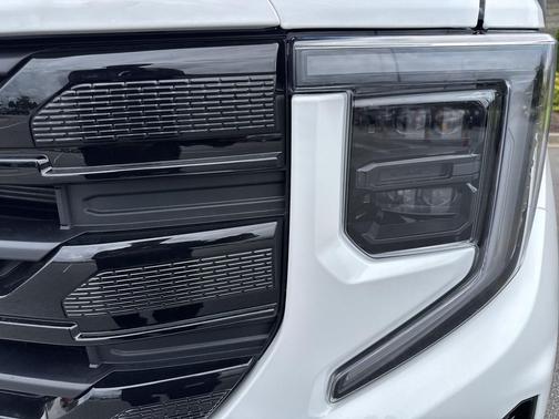 Summit White 2026 GMC Sierra 1500 Elevation