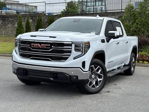 Glacier White Tricoat 2026 GMC Sierra 1500 SLT