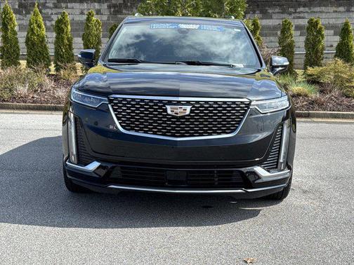 2022 Cadillac XT6 Premium Luxury FWD