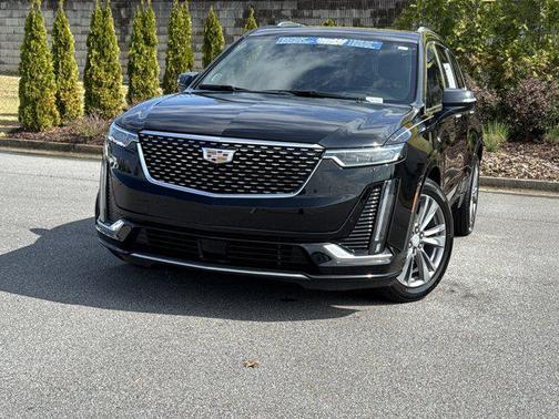 2022 Cadillac XT6 Premium Luxury FWD