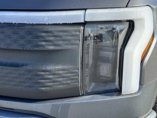 2024 Ford F-150 Lightning Flash