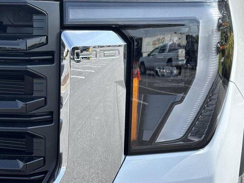 2025 GMC Sierra 2500 Base