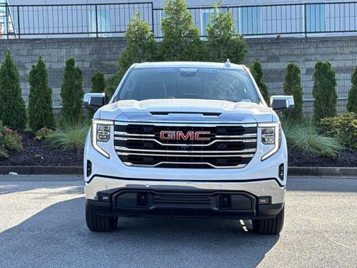 Summit White 2023 GMC Sierra 1500 SLT