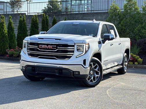Summit White 2023 GMC Sierra 1500 SLT