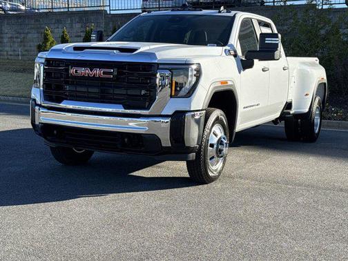 2025 GMC Sierra 3500 Base