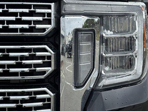 Onyx Black 2022 GMC Sierra 2500 Denali