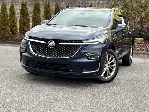 2022 Buick Enclave FWD Avenir
