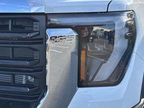 2025 GMC Sierra 3500 Base