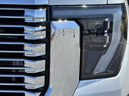 White Frost Tricoat 2024 GMC Sierra 3500 Denali