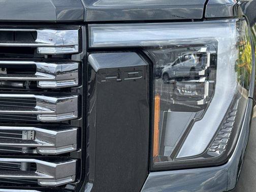 2025 GMC Sierra 3500 Denali