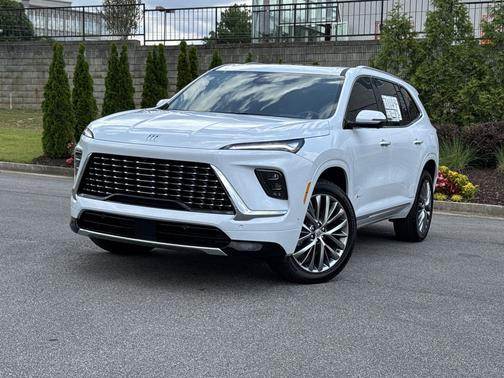 iridescent white tricoat 2026 Buick Enclave Avenir