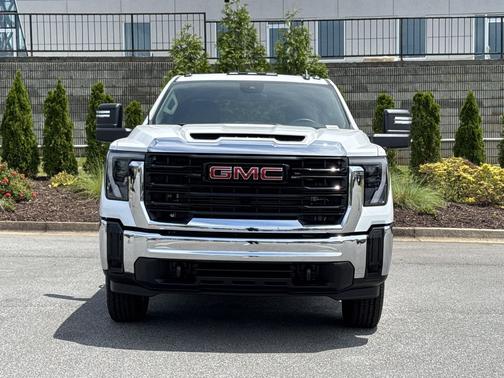 Summit White 2026 GMC Sierra 2500 Pro