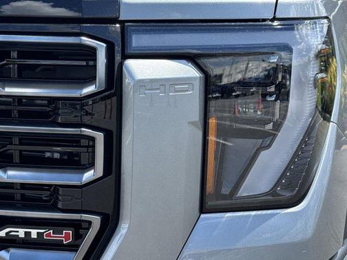 2025 GMC Sierra 2500 AT4