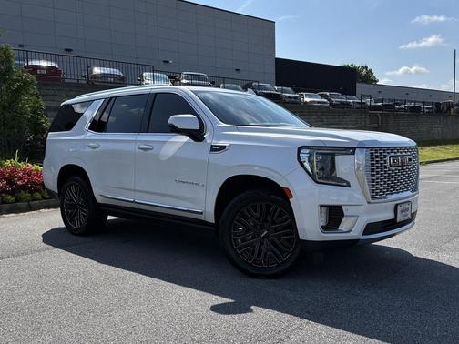 White 2021 GMC Yukon Denali