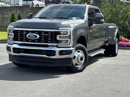 2023 Ford F-350 Lariat
