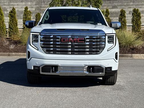 Glacier White Tricoat 2026 GMC Sierra 1500 Denali