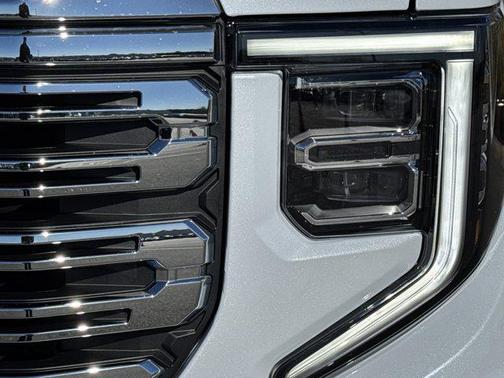 Glacier White Tricoat 2026 GMC Sierra 1500 Denali