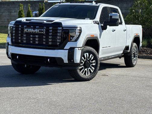 Glacier White Tricoat 2026 GMC Sierra 2500 Denali Ultimate