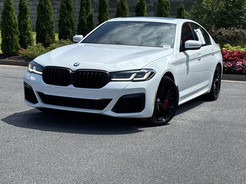 2022 BMW 540 i
