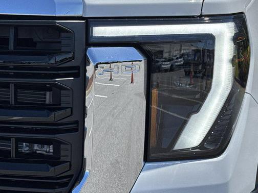 Summit White 2026 GMC Sierra 2500 Pro