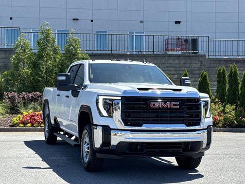 Summit White 2026 GMC Sierra 2500 Pro