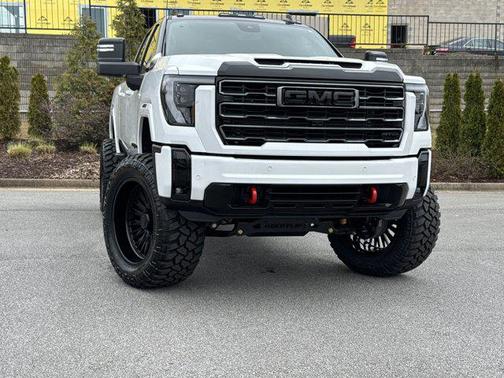 2026 GMC Sierra 2500 AT4