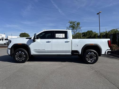 Glacier White Tricoat 2026 GMC Sierra 2500 Denali Ultimate