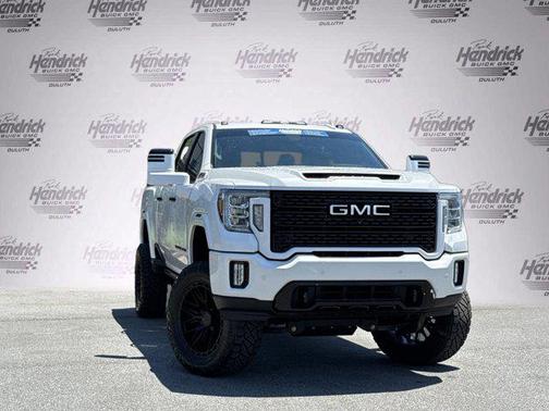 White Frost Tricoat 2022 GMC Sierra 2500 Denali